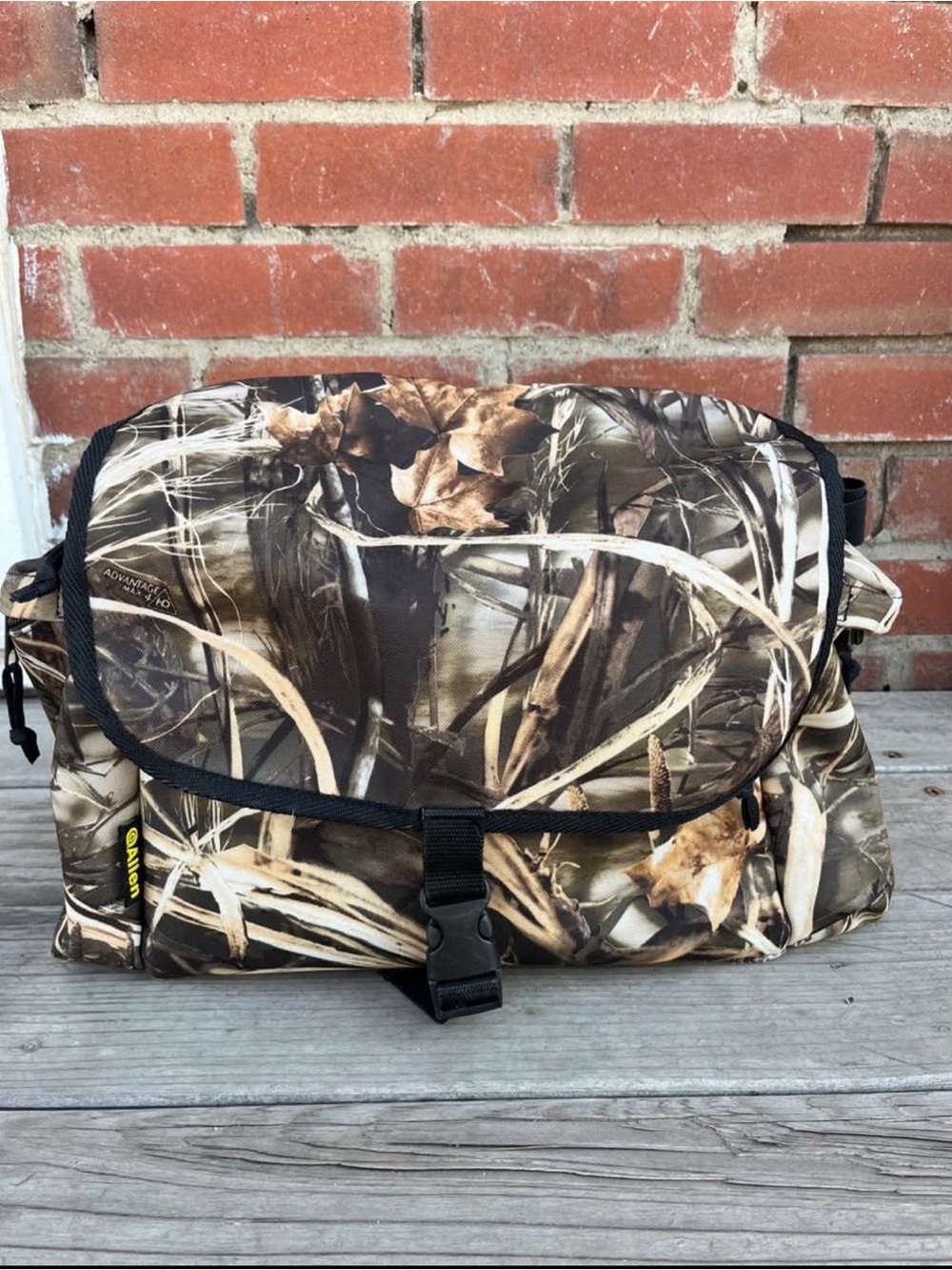 Allen Camouflage Mens Ammo/ Hunting Bag- Brown Camo